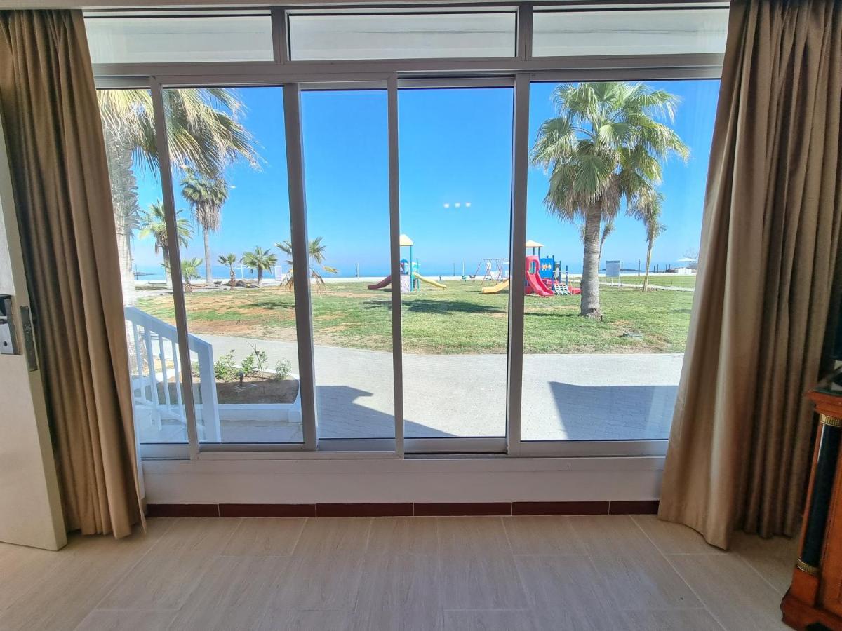 Holiday Beach Resort 迪巴 外观 照片
