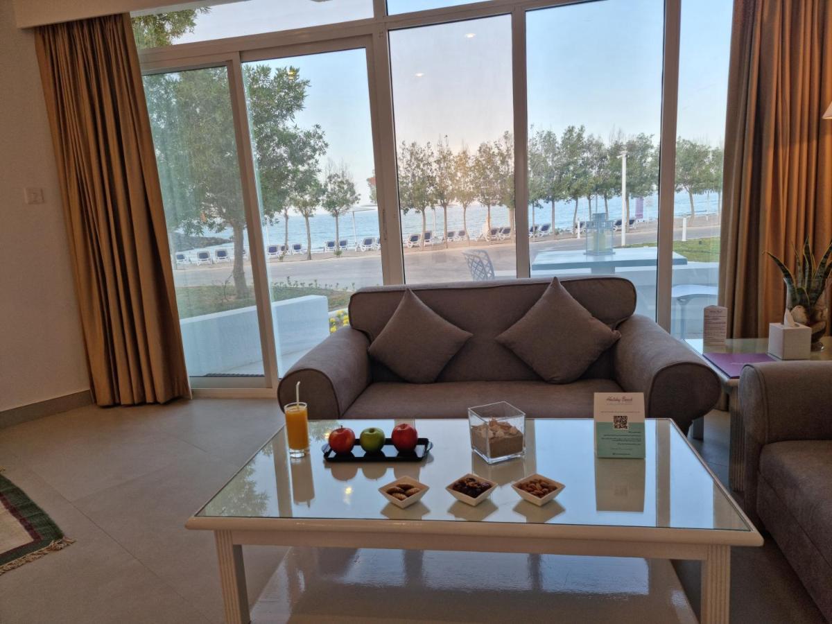 Holiday Beach Resort 迪巴 外观 照片