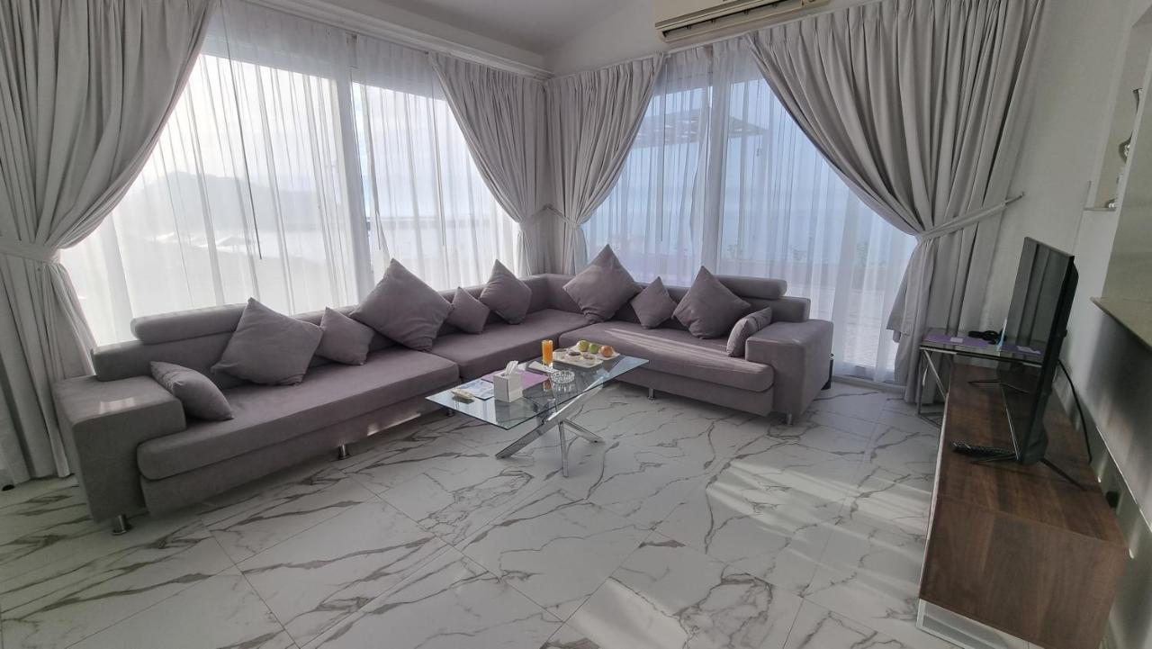 Holiday Beach Resort 迪巴 外观 照片